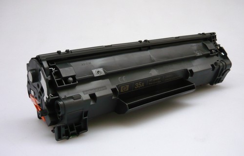 Original 35a cb435a toner - hp,