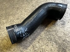 Ladeluftschlauch AUDI S3 A3 8L TT 8N Golf 4 Ladedruckschlauch 06A145790