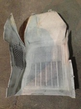 Mercedes E320 CDI Mopf W210 (00-02) : Teppich vorne rechts grau 2106802040