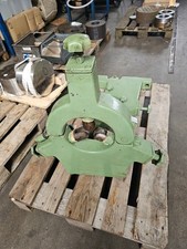 Feststehende Lünette für Boehringer M 670  Drehmaschine