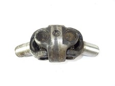 Kreuzgelenk für ZF APL 330 Allradachse 40 km/h vom Case IH IHC 844 XL Traktor