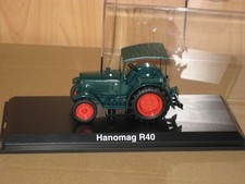 Schuco Hanomag R40 Traktor Trecker Bukkdog Modell 1:43 mit Originalvitrine neuw.
