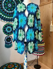 Handgehäkelte Jacke