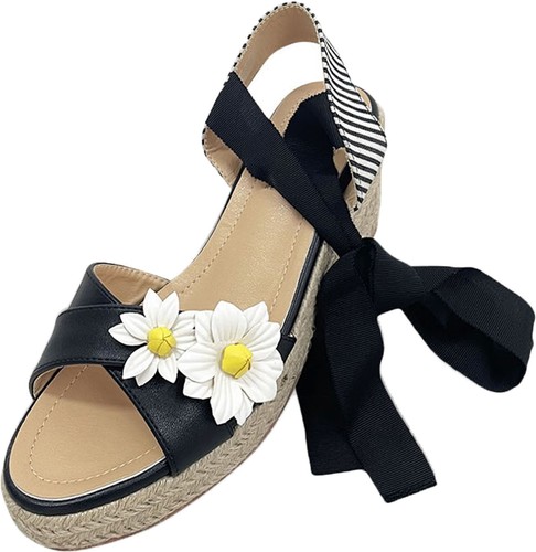Banned lady daisy flower - banned,