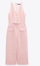 Schönes rosanes Westenkleid