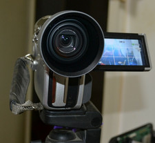 Canon HV10 HDV und Mini DV Camcorder und Weitwinkel WD-H37C