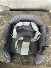 Inglesina Fast, Klappbarer Tischsitz Leicht zu Transportieren, Waschbar Bis 15Kg