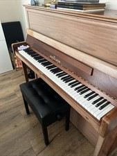Hochwertiges Seiler Klavier, 88 Tasten Piano (Nichtraucher Haushalt)