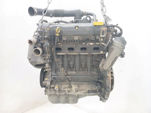 Motor opel corsa hatchback - motor,