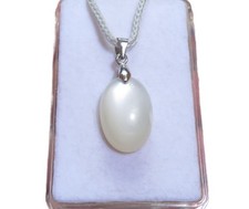 Mondstein Adular Cabochon Anhänger mit beweglicher Kralle Nr. 5120