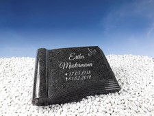 Grabstein Buch umgeschlagen Schwarzer Granit 40x30x7 cm inklusive Gravur …