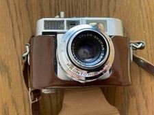 alter Voigtländer-Fotoapparat (gekauft 1961) mit diversem Zubehör