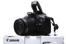 Canon EOS 550D 18 MP FULL HD