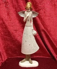 Moderner Engel stehend