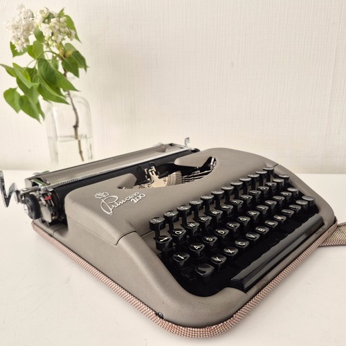 Vintage schreibmaschine - vintage,