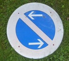 altes Verkehrsschild Schild