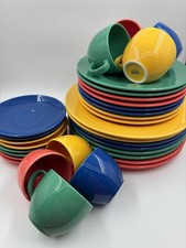 Vista Alegre Portugal – 8er Set: Tassen, Untertassen, Kuchen- & Essteller, bunt,