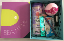 Glossy Box + Kosmetik Set