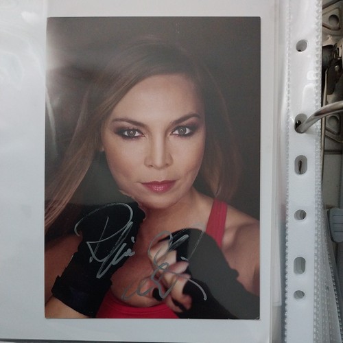Regina halmich autogramm - regina,