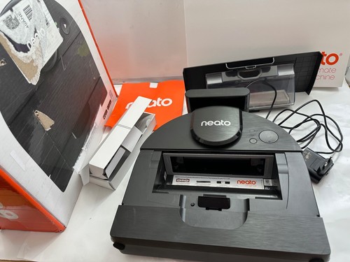 Neato saugroboter - neato,