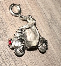 925-er Silber 3 D Roller Motorroller Vespa Charm Anhänger beweglich Kristall  ?