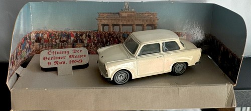 Trabant fall the - trabant, of