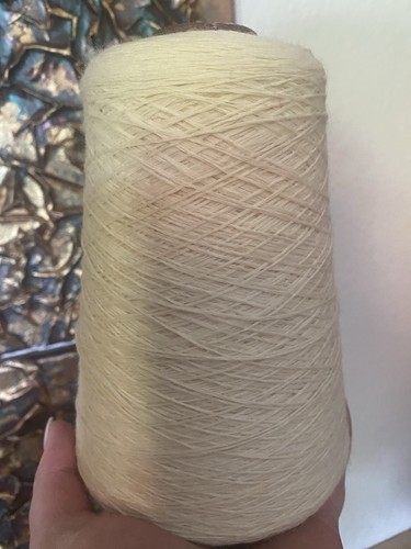 Wolle auf kone 350 100 - gr., 100%