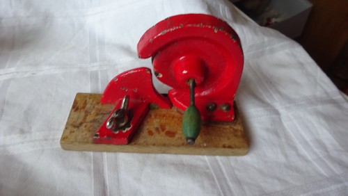 Antike brotschneidemaschine - antike,