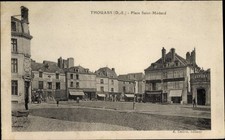 Ak Thouars Deux Sèvres, Place Saint Medard - 2580006
