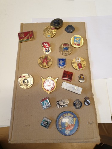 Anstecknadeln abzeichen pins - anstecknadeln,