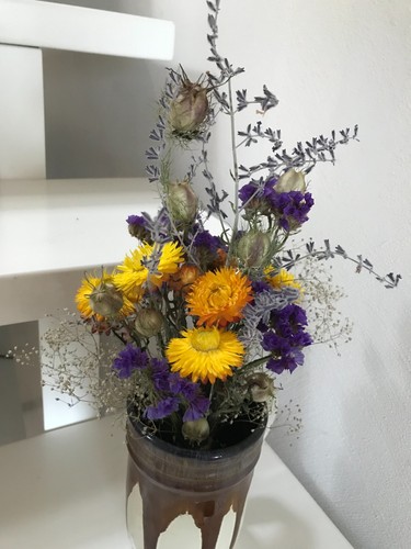 Getrockneter blumenstrauß - getrockneter,