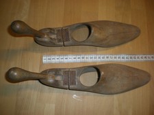 1 Paare antike Schuhleisten