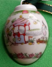 Hutschenreuther Mini Ei 1999 Jahresei  Vogel Blumen egg Osterei 