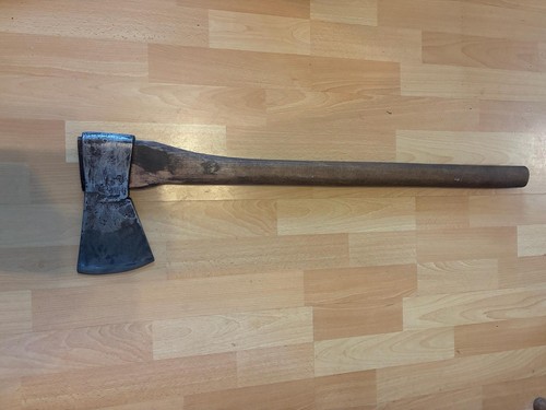 Alte axt zimmermannsbeil - axt,