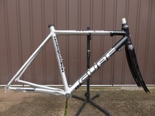 CUBE PELOTON Comp Series