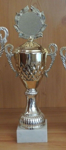 Henkelpokal farbe gold - 1,