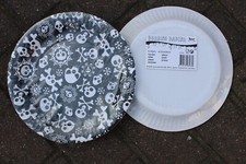 16 stk. pappteller einweg schwarz weiß motiv totenkopf halloween partygeschirr