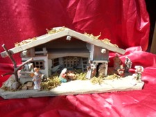 Schöne Weihnachtskrippe Schreinerarbeit Douglasienholz Handarbeit Krippe Greta