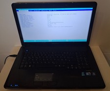 Medion Akoya MD98550 E7216 Notebook  Laptop 17,3 " Display ( 1469 )