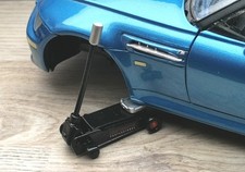 #093 1:18 WAGENHEBER  Werkstatt tuning diorama zubehör