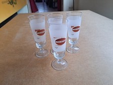 vier Eiskaffee Gläser von