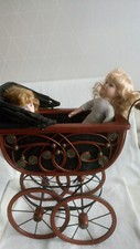 NOSTAGIE PUPPENWAGEN SPIELZEUG MIT ZWEI PUPPEN 