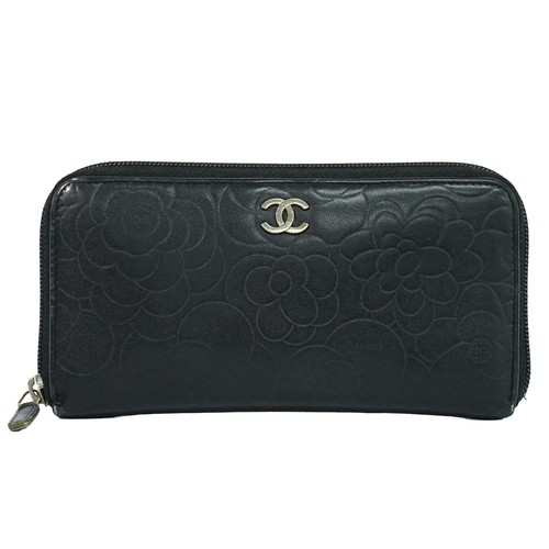 Chanel camellia leather - chanel, cc