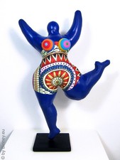 Blaue Nana-Figur mit