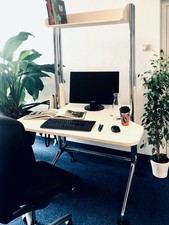 Vitra Schreibtisch höhenverstellbar