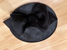 Schwarzer toller Damenhut
