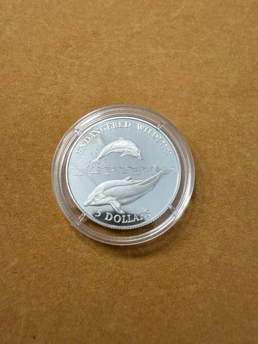 Niue dollars 1992 endangered - niue,