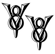 2x V8 Zeichen Autoaufkleber