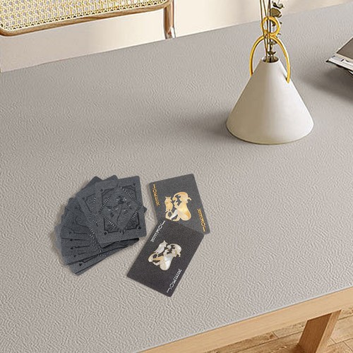 Schlankes schwarz und gold