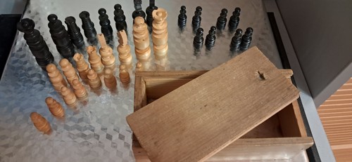 Holz schachfiguren alt - schachfiguren,